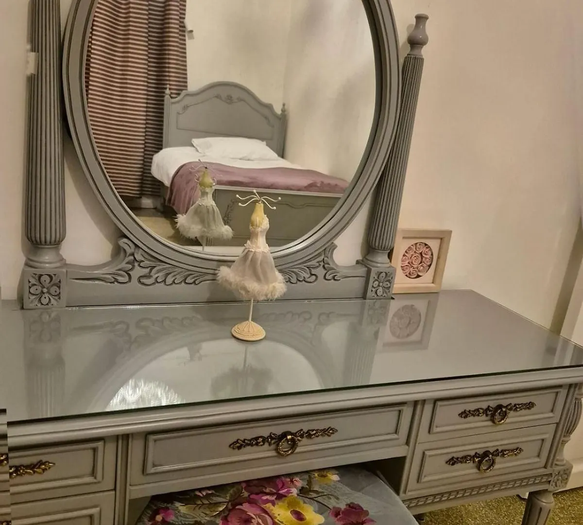 Prime Location - Steps From Beirut Most Lively District - Quiet Spacious And Authentic House