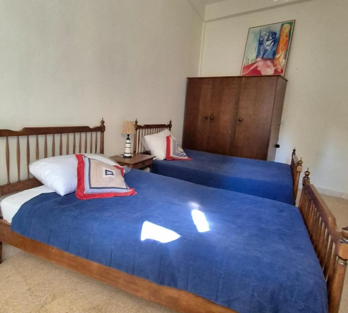 Prime Location - Steps From Beirut Most Lively District - Quiet Spacious And Authentic House Apartment