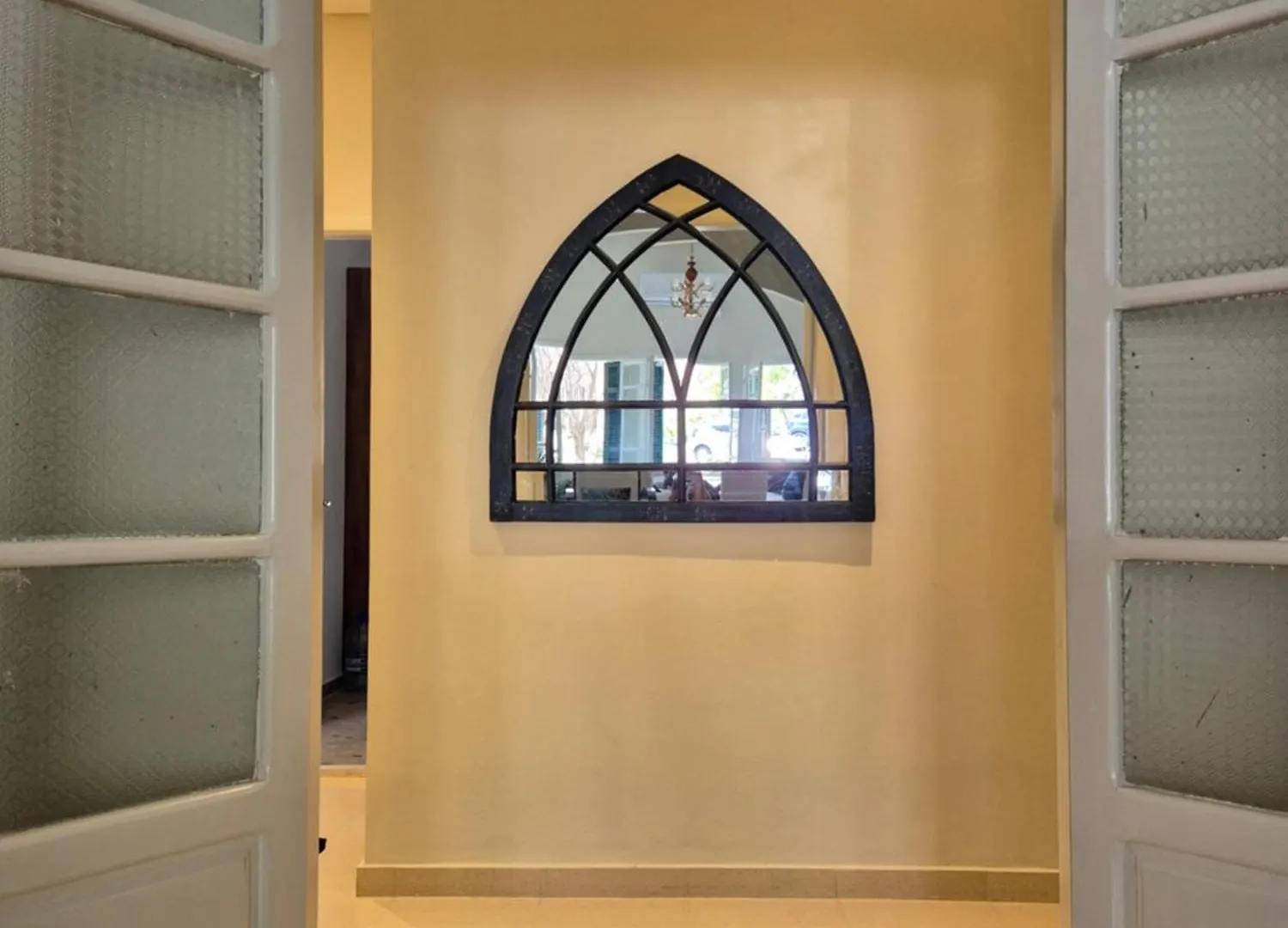 Prime Location - Steps From Beirut Most Lively District - Quiet Spacious And Authentic House